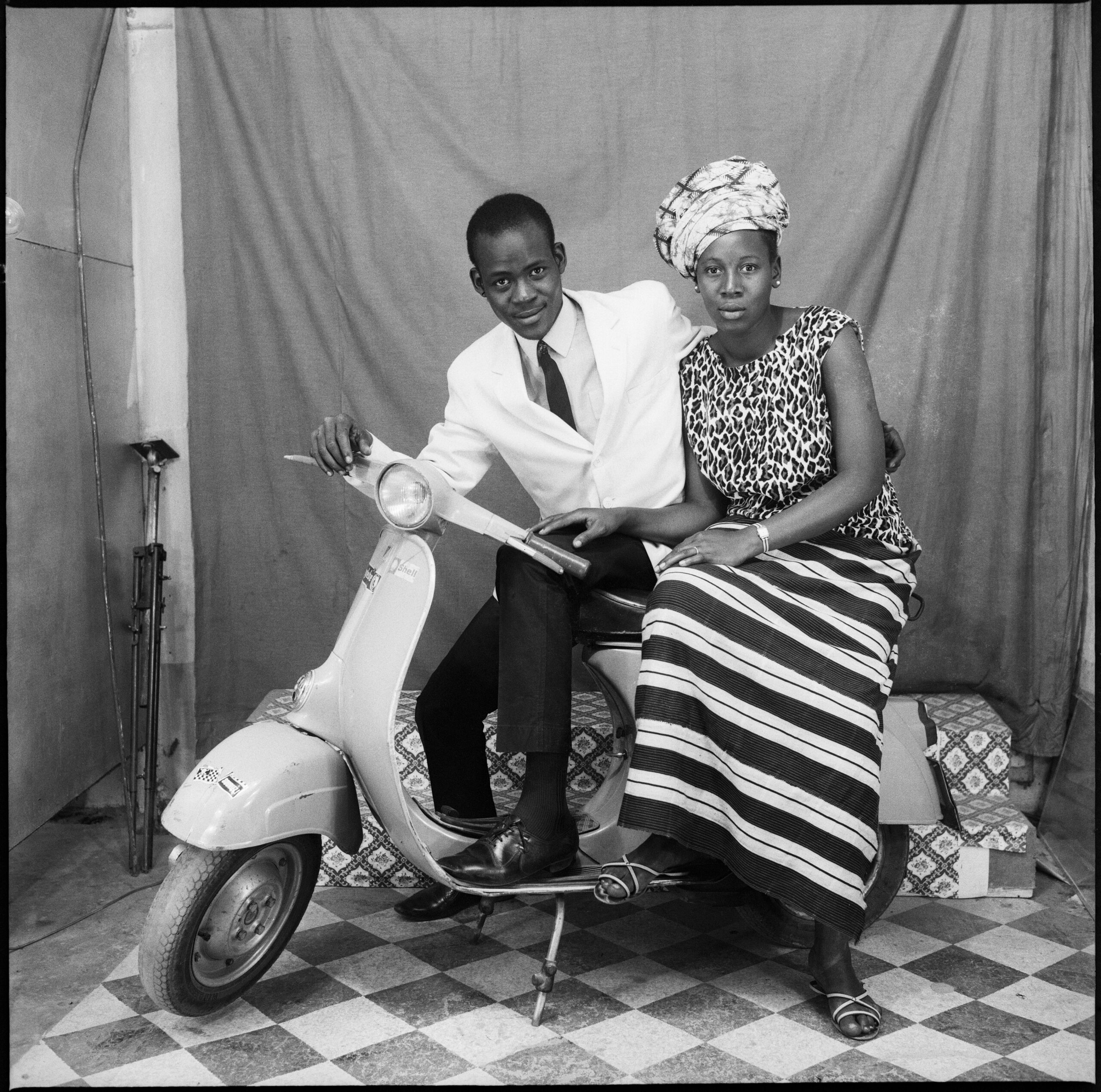 2300KFDPRW=0.00 GW=0.00 BW=0.00 RB=9.99 GB=9.99 BB=9.99Topaz2